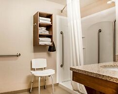 Comfort Inn & Suites Sturbridge - Brimfield