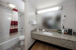 Red Roof Inn Atlanta - Suwanee/ Mall of Georgia