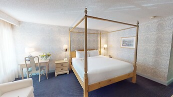 The Farmington Inn & Suites