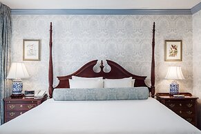 The Farmington Inn & Suites