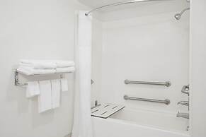 Super 8 by Wyndham Augusta