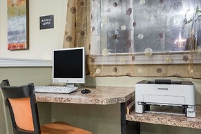 Super 8 by Wyndham Augusta