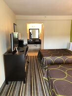 Super 8 by Wyndham Augusta