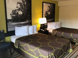 Super 8 by Wyndham Augusta