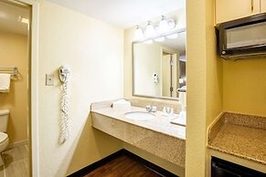 Econo Lodge Naval Station Norfolk