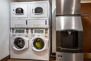 Comfort Suites Bethlehem Near Lehigh University and LVI Airport