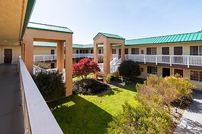 Quality Inn & Suites Crescent City Redwood Coast
