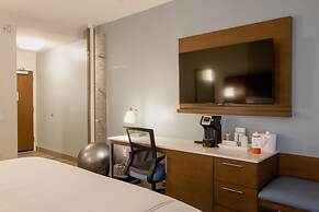 Even Hotels Manchester Airport by IHG