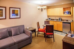 iHOTEL & Conference Center Red Deer