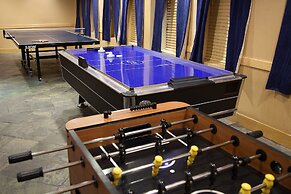 iHOTEL & Conference Center Red Deer