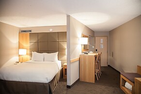 iHOTEL & Conference Center Red Deer