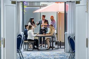 Hotel Grand Chancellor Adelaide