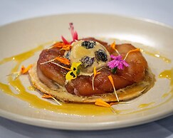 Hotel Grand Chancellor Adelaide