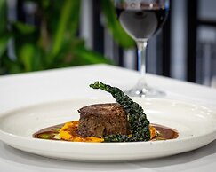 Hotel Grand Chancellor Adelaide