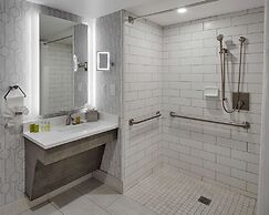 The Kingsley Bloomfield Hills - a DoubleTree by Hilton