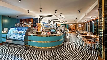 The Kingsley Bloomfield Hills - a DoubleTree by Hilton