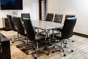 The Kingsley Bloomfield Hills - a DoubleTree by Hilton