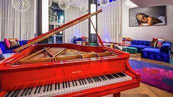 The Kingsley Bloomfield Hills - a DoubleTree by Hilton