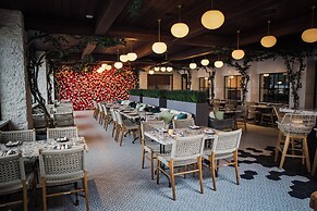 Palm Garden Hotel