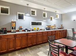Fulton Hotel - Oswego Riverfront