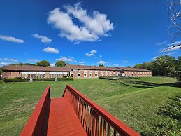 Fulton Hotel - Oswego Riverfront