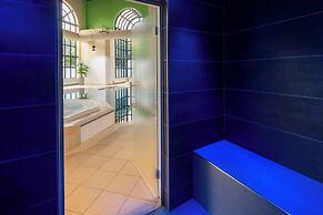 Crowne Plaza Leeds by IHG