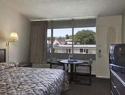 Motel 6 New Brunswick