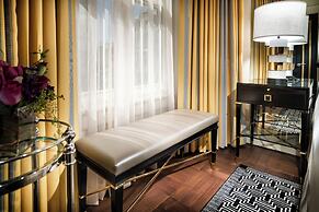 Staypineapple, An Elegant Hotel, Union Square