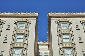 Staypineapple, An Elegant Hotel, Union Square