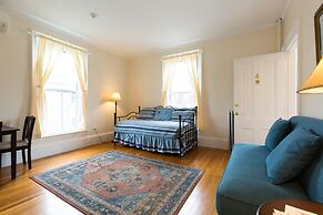 The Salem Inn