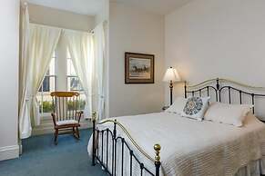The Salem Inn