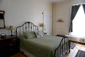 The Salem Inn