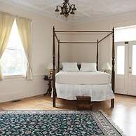 The Salem Inn