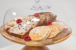 Holiday Inn NEWPORT by IHG