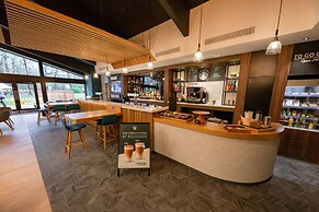 Holiday Inn NEWPORT by IHG