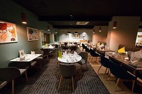 Holiday Inn NEWPORT by IHG