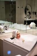 Boutique Hotel Corona