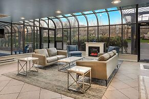 Days Inn by Wyndham Victoria On The Harbour