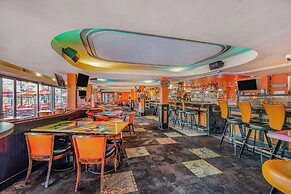 Days Inn by Wyndham Victoria On The Harbour