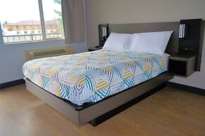 Motel 6 Ocala, FL - Conference Center