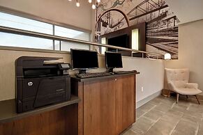 Four Points by Sheraton Boston Newton