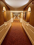 Seville Plaza Hotel, Trademark Collection by Wyndham