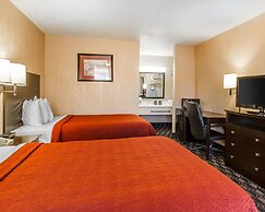 Quality Inn Ada near University