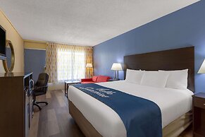 Days Inn by Wyndham Greensboro Airport