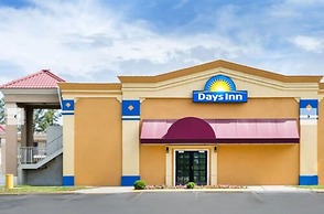 Days Inn by Wyndham Greensboro Airport
