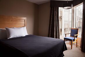 Royal Hotel West Edmonton, Trademark Collection by Wyndham