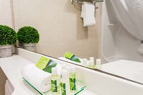 Royal Hotel West Edmonton, Trademark Collection by Wyndham