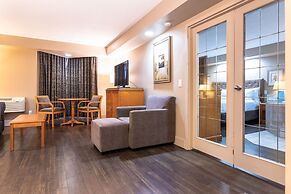 Royal Hotel West Edmonton, Trademark Collection by Wyndham