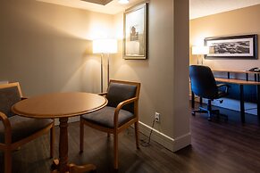 Royal Hotel West Edmonton, Trademark Collection by Wyndham