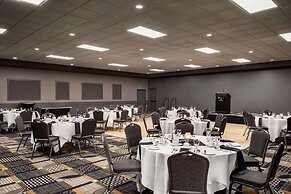 Royal Hotel West Edmonton, Trademark Collection by Wyndham